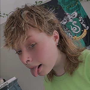 Meet your Posher, Molly